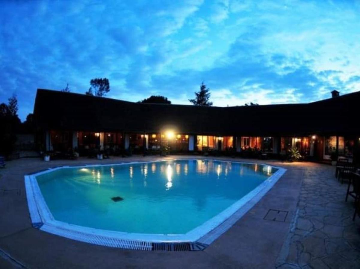 Naro Moru River Lodge Екстериор снимка